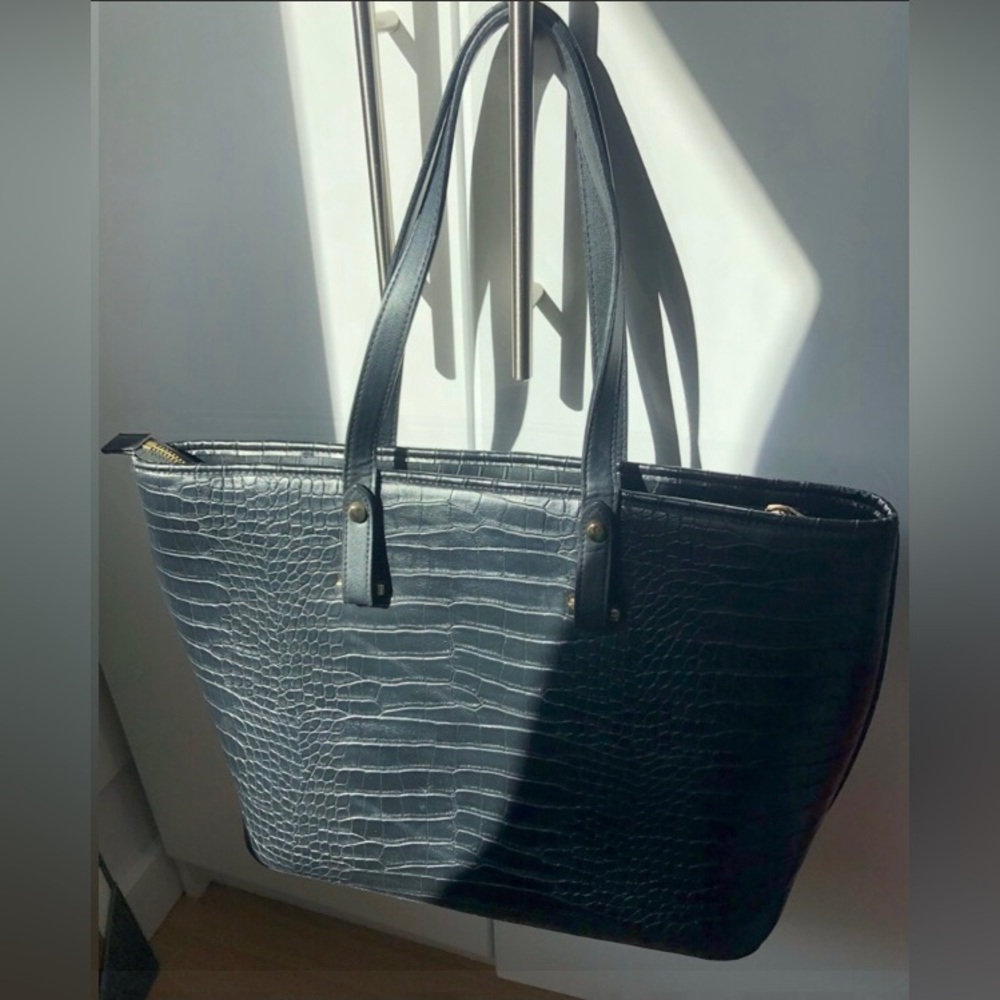 H&M Black Faux Leather Croc Embossed Tote